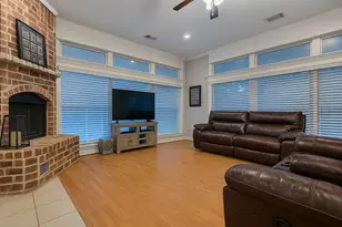 3721 S Lighthouse Hill Ln, Fort Worth, TX 76179 - Photo 4