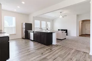 608 Aqueduct Dr, Seagoville, TX 75159 - Photo 6