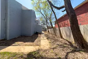 219 Fry St, Denton, TX 76201 - Photo 14