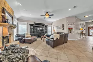 2168 Liriope Ln, Waxahachie, TX 75165 - Photo 10