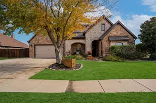 2168 Liriope Ln, Waxahachie, TX 75165 - Photo 2