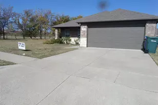 3723 Brookstone Dr, Sherman, TX 75092 - Photo 2