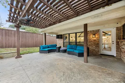 9717 Ravensway Drive, Dallas, TX 75238 - Photo 26