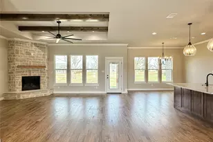 3714 Tremont Ln, Granbury, TX 76049 - Photo 6