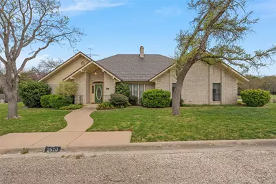 2510 Oak Ridge, Clifton, TX 76634 - Photo 1