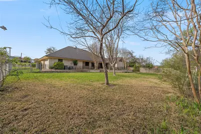 2510 Oak Ridge, Clifton, TX 76634 - Photo 24