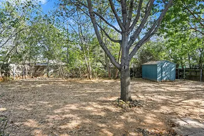 1202 Crane Drive, Euless, TX 76039 - Photo 24