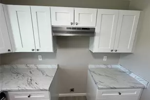 10222 Oak Gate Ln, Dallas, TX 75217 - Photo 8