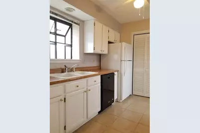 1809 W Spring Creek Parkway #E1, Plano, TX 75023 - Photo 8