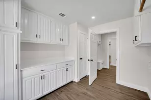 7004 Ledbetter Rd, Arlington, TX 76001 - Photo 12