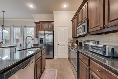 5007 Venecia Way, Grand Prairie, TX 75052 - Photo 8