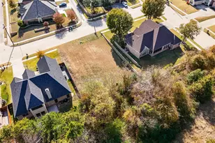 1607 Moreland Dr, Sherman, TX 75090 - Photo 1