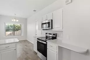 1741 Circle Creek Dr, Lewisville, TX 75067 - Photo 12