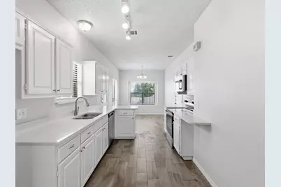 1741 Circle Creek Drive, Lewisville, TX 75067 - Photo 10