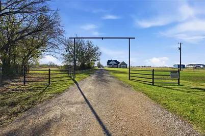 18100 County Road 4001, Mabank, TX 75147 - Photo 32