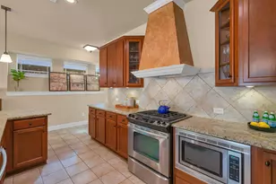 920 Brook Forest Ln, Euless, TX 76039 - Photo 12