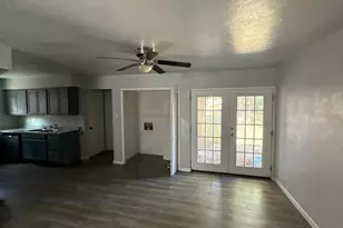 631 Cove Hollow Dr, Dallas, TX 75224 - Photo 8