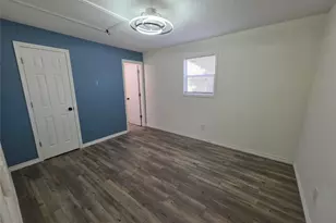 3449 Oak Creek Cir, Dallas, TX 75227 - Photo 16