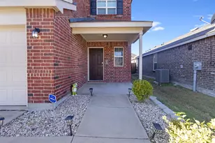 1063 Spofford Dr, Forney, TX 75126 - Photo 2