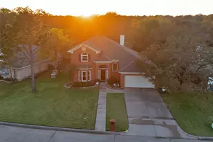 509 Coker Valley Dr, Kennedale, TX 76060 - Photo 2