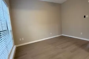 9747 Whitehurst Dr, Dallas, TX 75243 - Photo 20