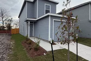 703 Sandhill Crane Ln, Princeton, TX 75407 - Photo 2