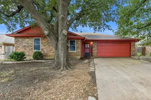 6444 Whitehurst, Watauga, TX 76148 - Photo 2
