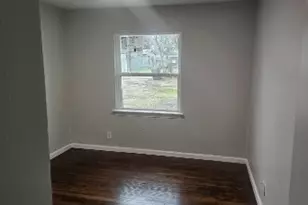 1426 N Jim Miller Rd, Dallas, TX 75217 - Photo 6