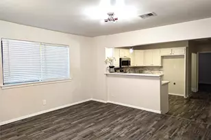 142 Price Dr, Lewisville, TX 75067 - Photo 10