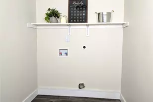 142 Price Dr, Lewisville, TX 75067 - Photo 14