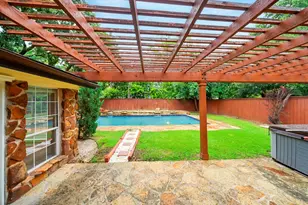 1108 Billie Ruth Ln, Hurst, TX 76053 - Photo 26