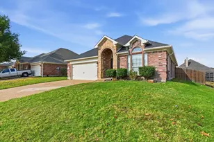 147 Overland Tr, Willow Park, TX 76087 - Photo 2