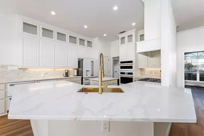 2100 Wood Duck Lane, Granbury, TX 76049 - Photo 8