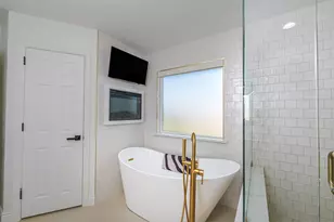 2100 Wood Duck Ln, Granbury, TX 76049 - Photo 18