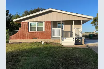 207 Wilmer Heights Drive, Wilmer, TX 75172 - Photo 1