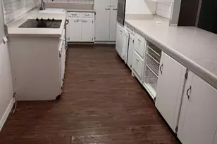 1404 Navaho St, Arlington, TX 76012 - Photo 4