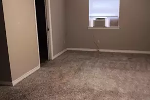 1404 Navaho St, Arlington, TX 76012 - Photo 12