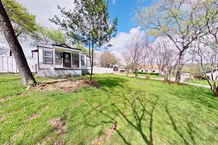 4400 Byrd Dr, River Oaks, TX 76114 - Photo 2