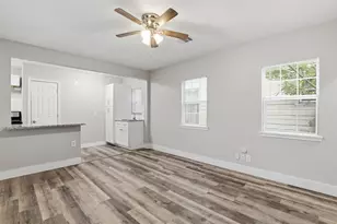 227 S Hampton Rd, Dallas, TX 75208 - Photo 22