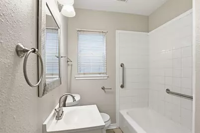 227 S Hampton Road, Dallas, TX 75208 - Photo 14