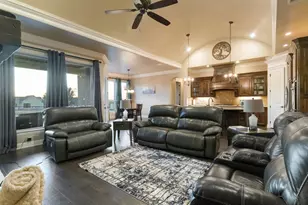 209 Martin Dr, Granbury, TX 76049 - Photo 8