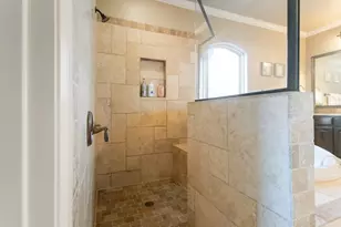 209 Martin Dr, Granbury, TX 76049 - Photo 18