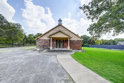 1338 Hortense Avenue, Dallas, TX 75216 - Photo 2