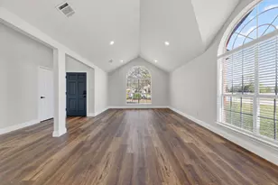 607 Rawlins Dr, Lancaster, TX 75146 - Photo 6