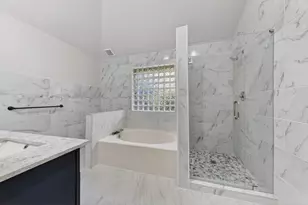 607 Rawlins Dr, Lancaster, TX 75146 - Photo 16