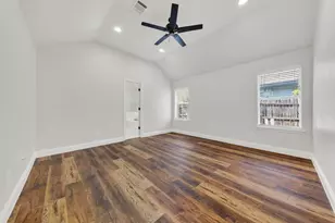 607 Rawlins Dr, Lancaster, TX 75146 - Photo 12