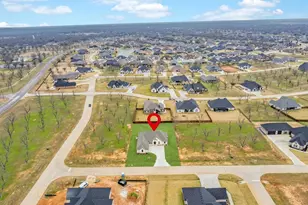 2005 Middlewood Cir, Granbury, TX 76049 - Photo 36