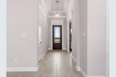 2005 Middlewood Circle, Granbury, TX 76049 - Photo 6