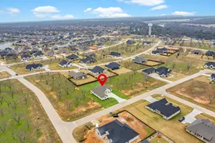 2005 Middlewood Cir, Granbury, TX 76049 - Photo 34