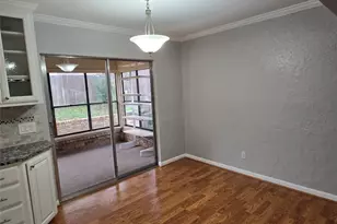 2822 Oak Forest Dr, Grapevine, TX 76051 - Photo 8